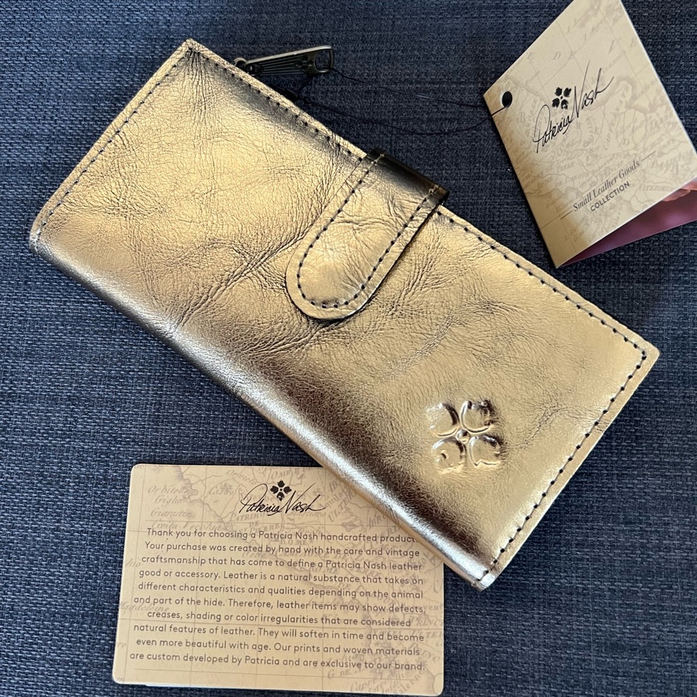 NWT PATRICIA NASH NAZARI WALLET CASE ORGANIZER